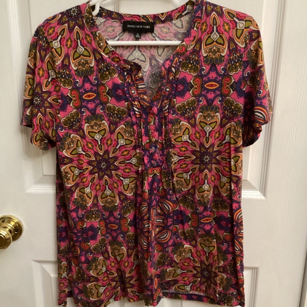 Jones New York Pink Multicolor Paisley Short Sleeve Tee